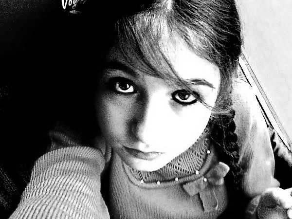 emosz . : x