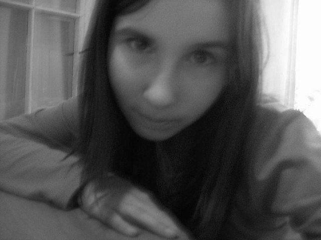 dziwnie .