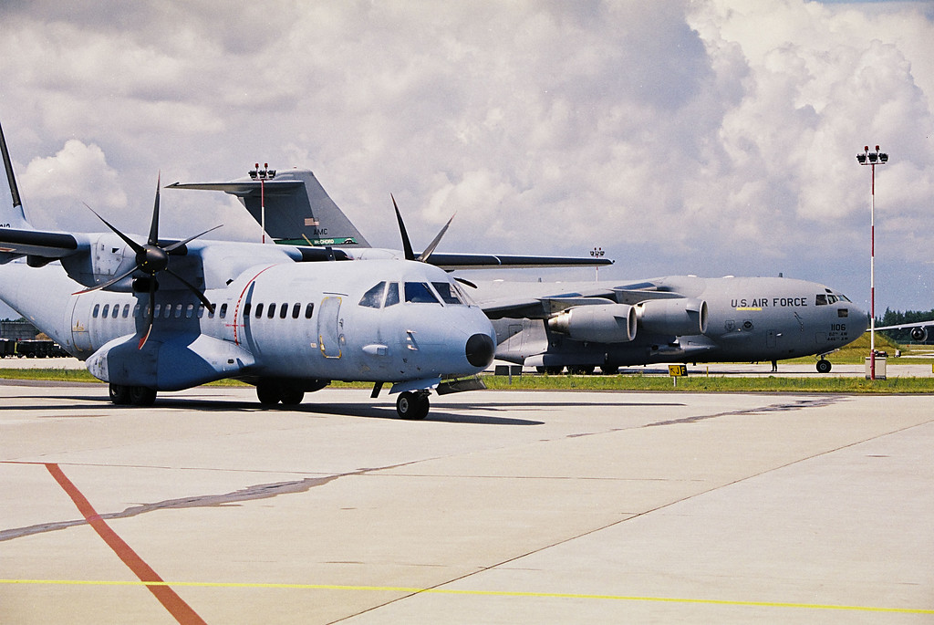 CASA i C-17