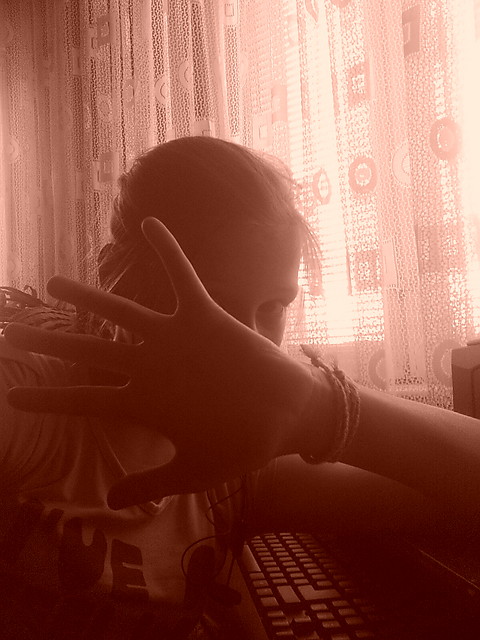 Yh. Wam ; d
