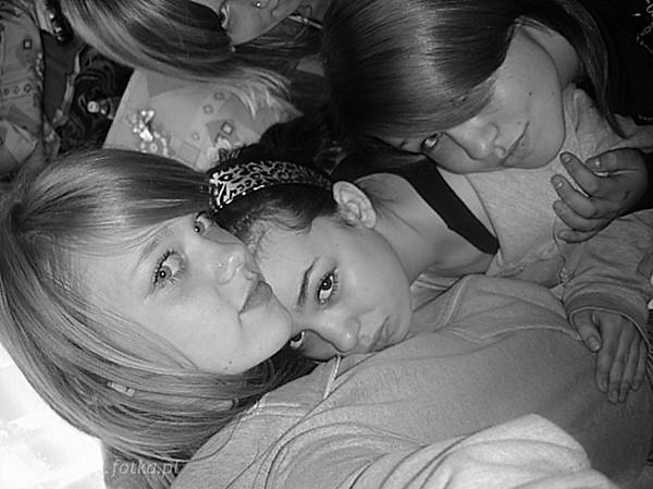 paula, czarna, agu i aduka ;dd