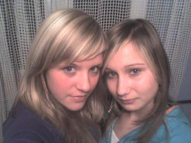 z Elusi ;** 