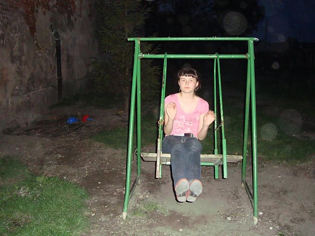 Byaa ciemna noc .