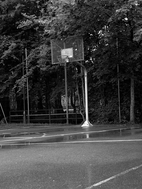 park w deszczu