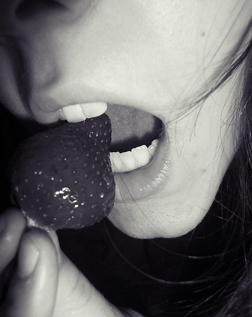  strawberry . !