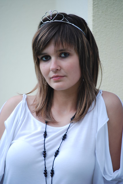 Moja ;**