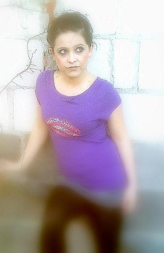 `lOOk in tO my eyes `