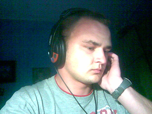 e jay techno i mix gotowy:P 