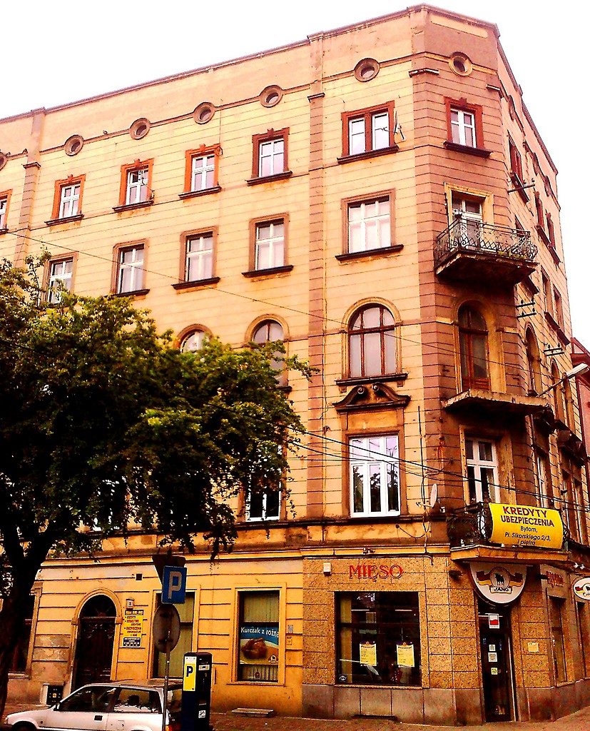Sikorskiego 2 w caoci