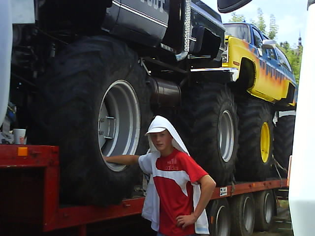 monster;p