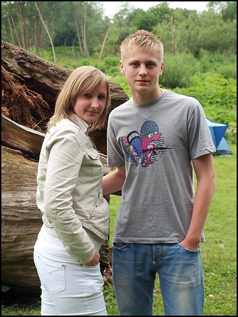 ;)))