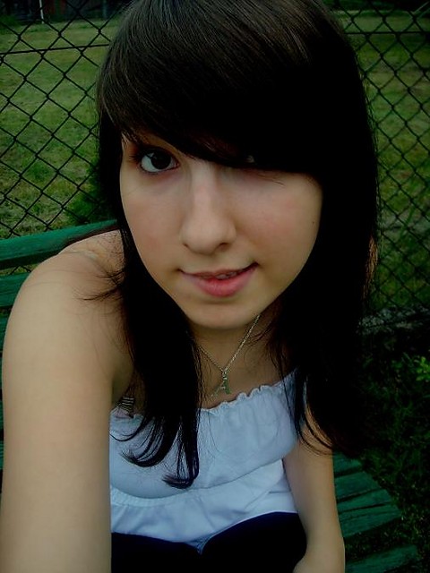 ` Nienormalny.