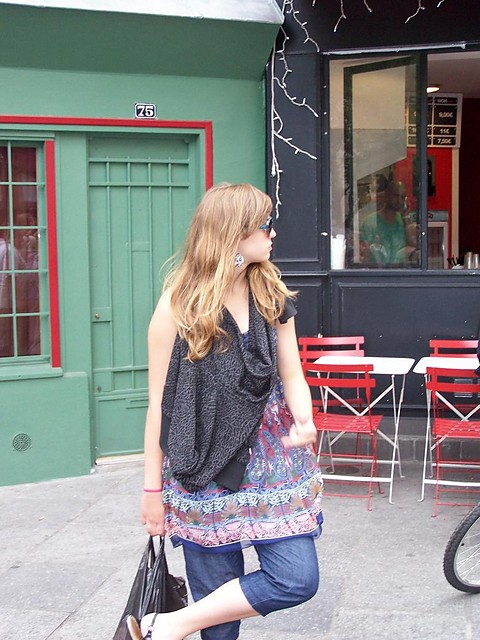 Paris.. Paris..