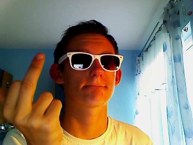 Tfu..!