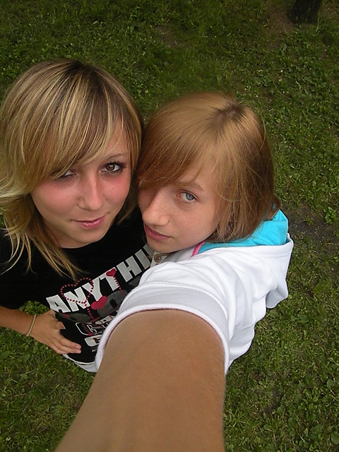  Ewuuu.;****