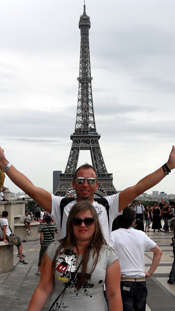 La tour d'Eiffel i dwa debile xd