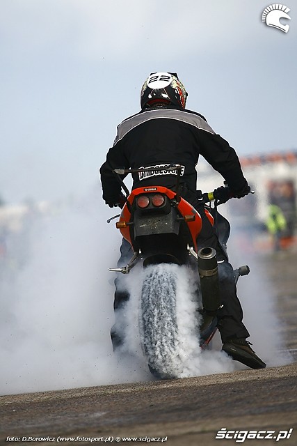 Stunt - Palenie Gumy