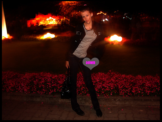 Rozmazane i mina downa ;d. 