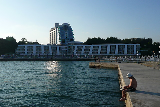 hotelowo.