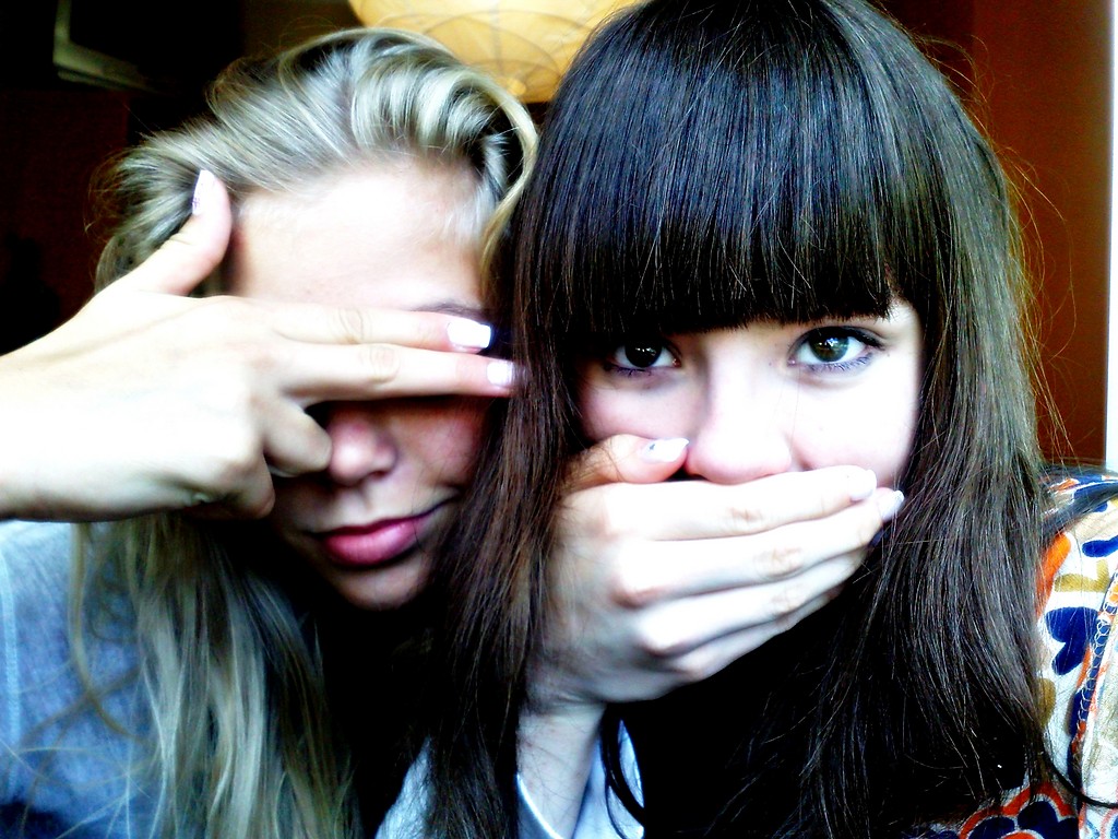 dont look, dont speak