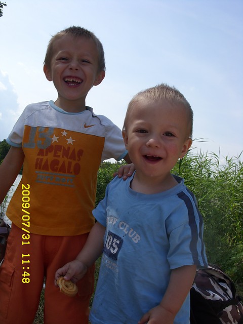 Bracia:)