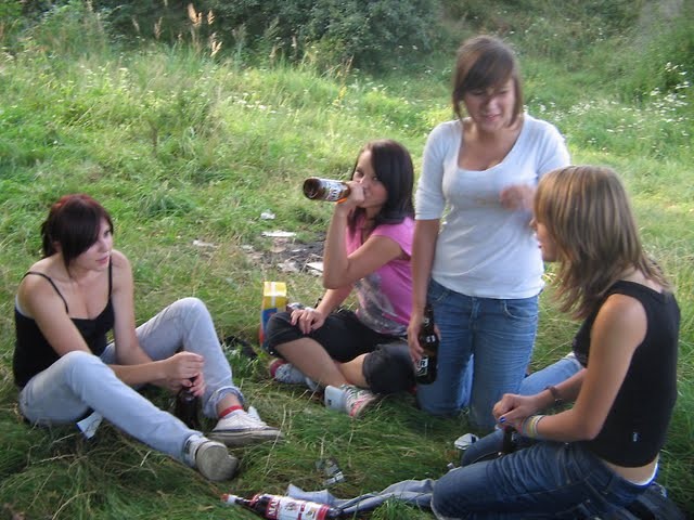 leS `2` partY. ;d