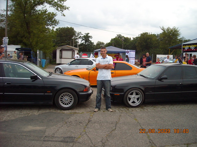 BMW w Toruniu;P