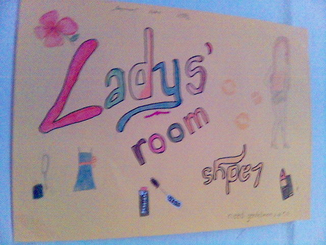 Ladys' room 