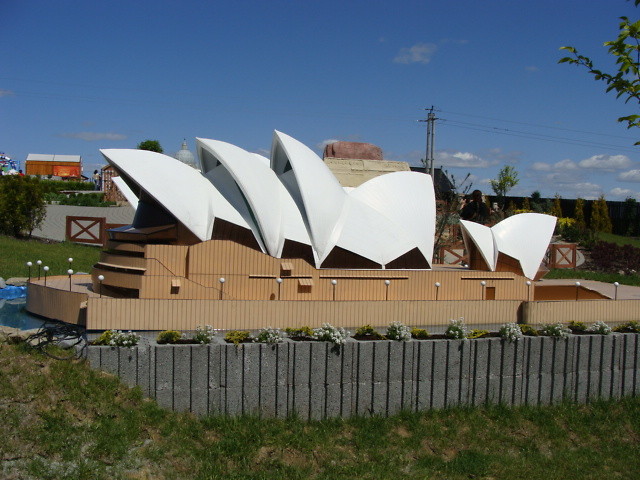 minatura opery  sydney :)