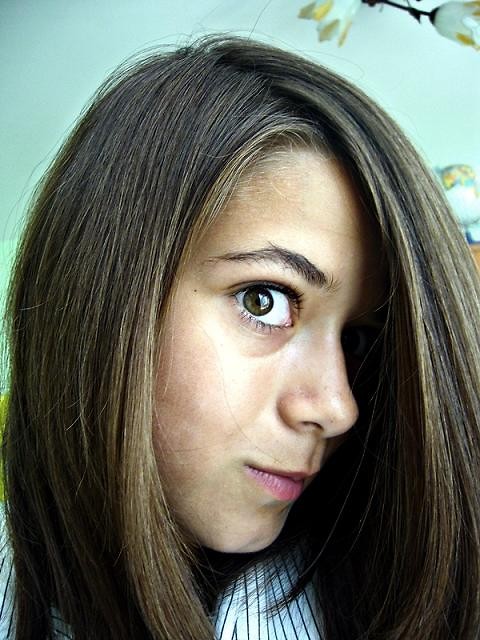 aaa< 33