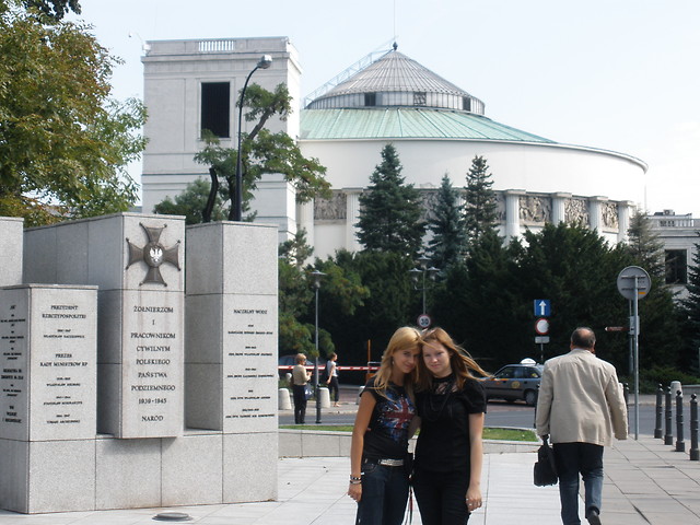 Warszawa...