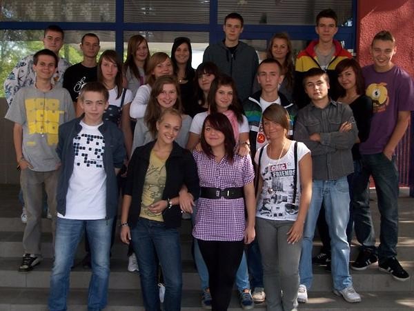 trzecia e.