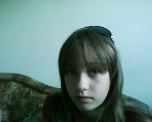 hee. ;] staare ^ .;]