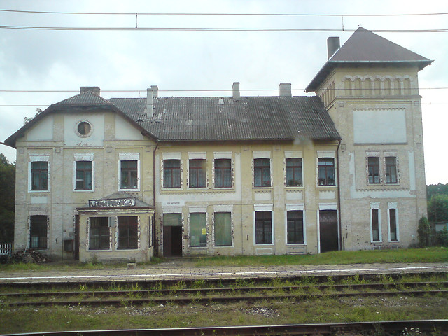 Stacja widmo.