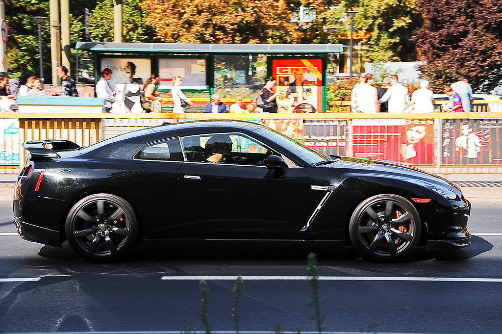 NISSAN GT-R