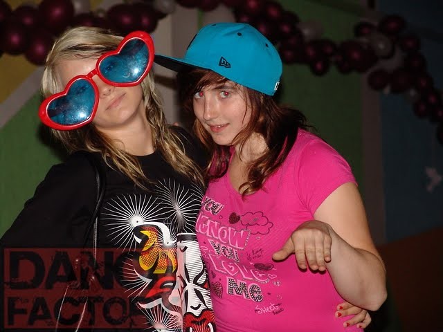  obozowy < 3