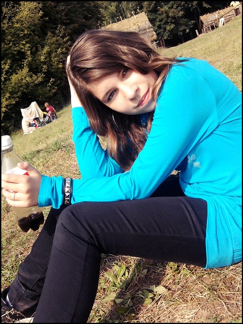 hihi as ;*