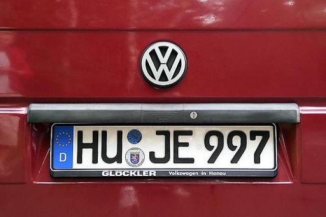 HUJE 997