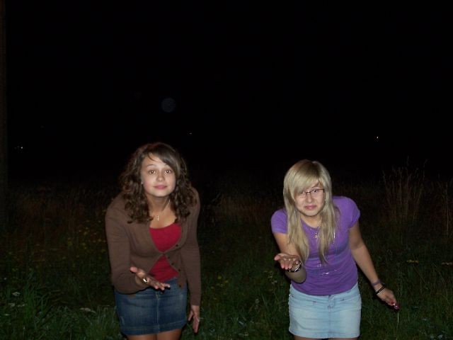xdd . z Moni ;*