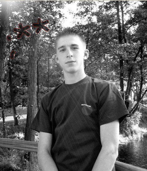 Michaek :**