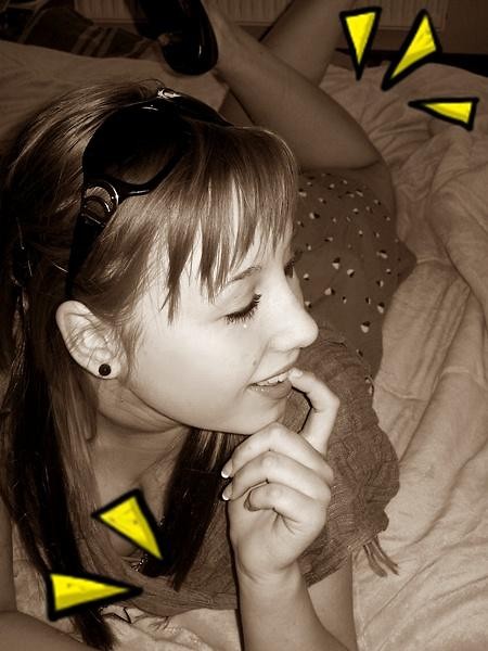 Klaudu ;**