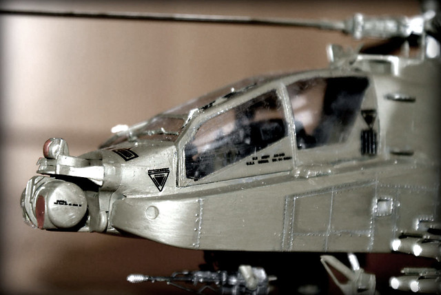 AH 64 Apache Longbow (2)