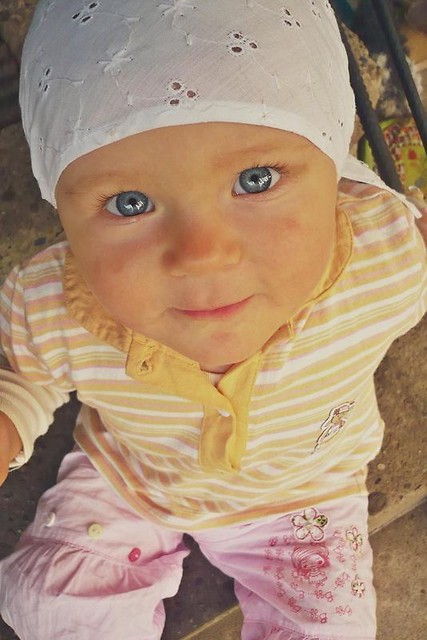 Maja ;**