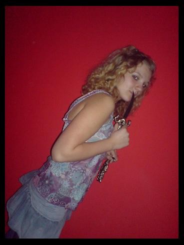 `Mhmmm... xD
