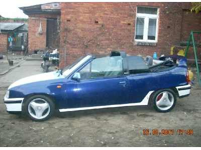 moje auto:D