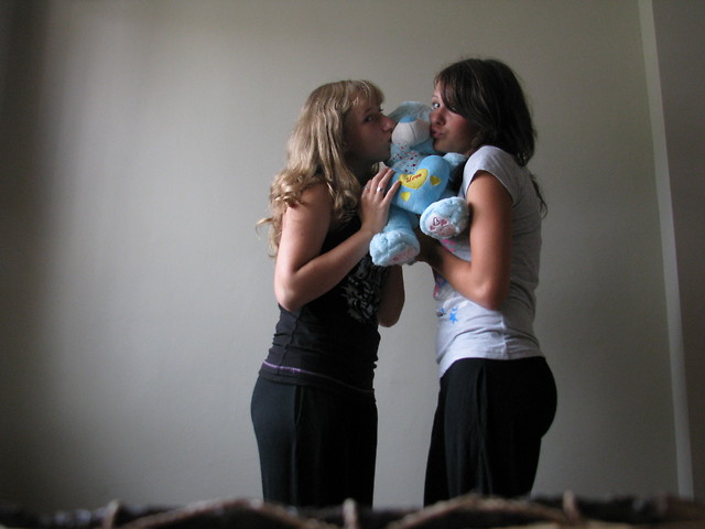 MiSiuU ;**