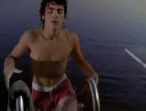 JOE JONAS