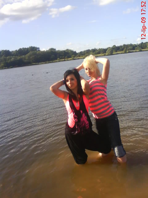z Sandziaa :D . 
