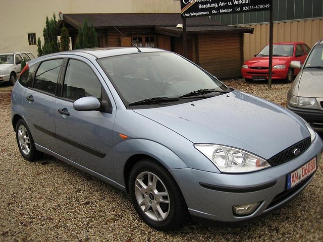 FORD FOCUS 