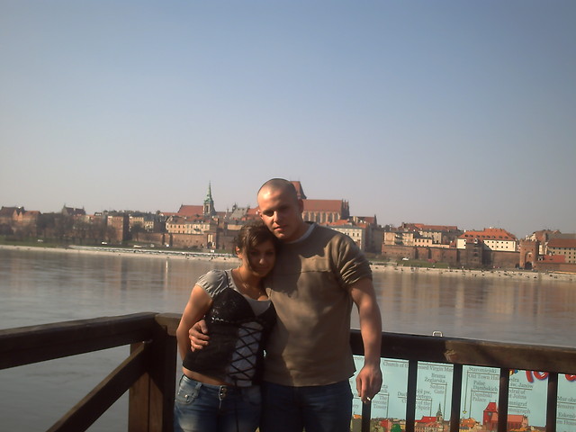 KWIECIEN 2009